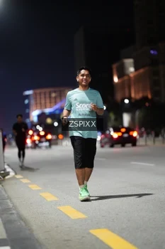 Runner Photo 4228047