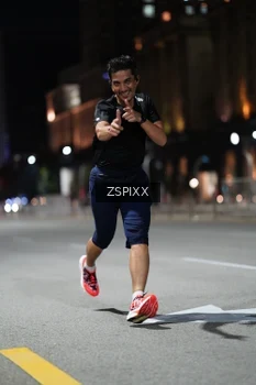 Runner Photo 4228048
