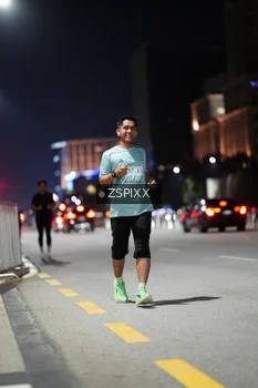 Runner Photo 4228049