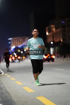 Runner Photo 4228051