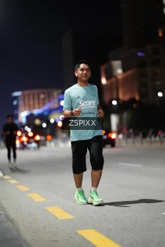 Runner Photo 4228053