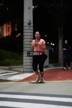 Runner Photo 4228084