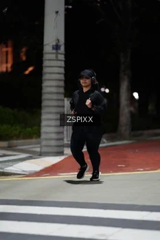 Runner Photo 4228103