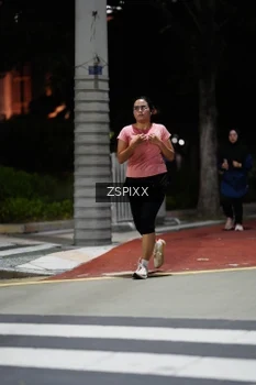Runner Photo 4228109