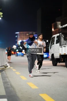 Runner Photo 4228118