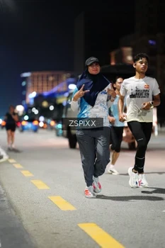 Runner Photo 4228122