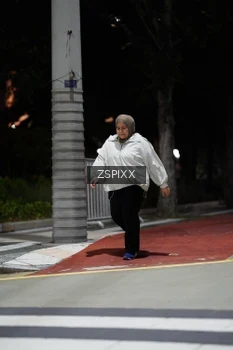 Runner Photo 4228160