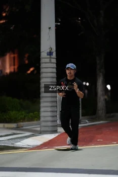 Runner Photo 4228170