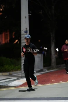 Runner Photo 4228178