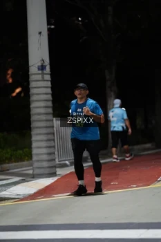 Runner Photo 4228184