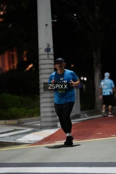 Runner Photo 4228189