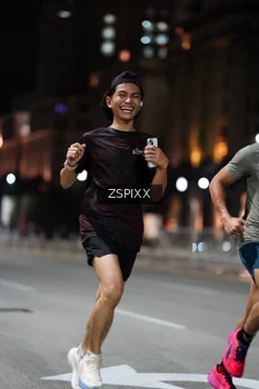 Runner Photo 4228208
