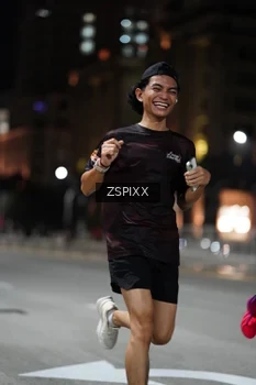 Runner Photo 4228215
