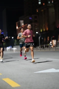 Runner Photo 4228216