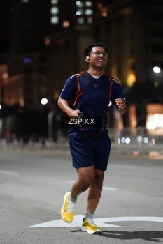 Runner Photo 4228217