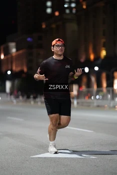 Runner Photo 4228235