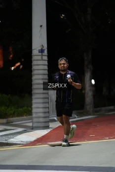 Runner Photo 4228252