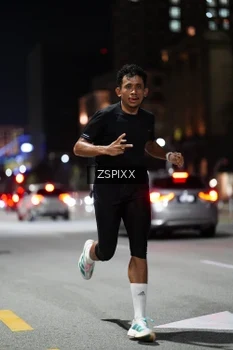 Runner Photo 4228278