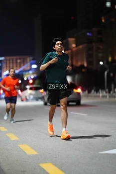 Runner Photo 4228302