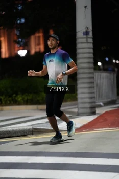 Runner Photo 4228325