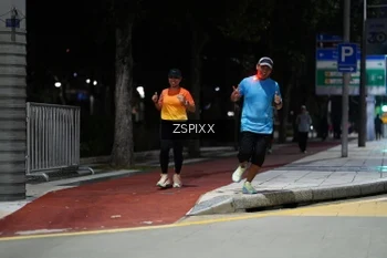 Runner Photo 4228332