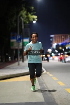 Runner Photo 4228342
