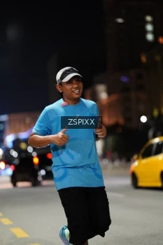 Runner Photo 4228343