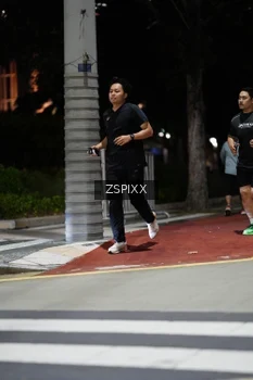 Runner Photo 4228379
