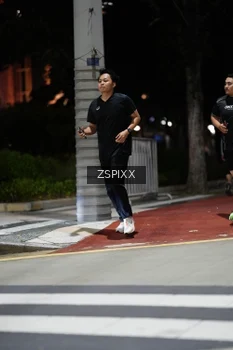 Runner Photo 4228382