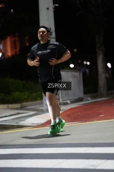 Runner Photo 4228387
