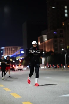 Runner Photo 4228401