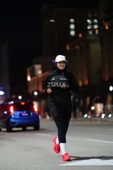 Runner Photo 4228418