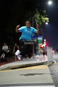 Runner Photo 4228468