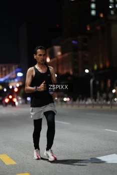 Runner Photo 4230030