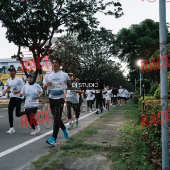 Runner Photo 423018