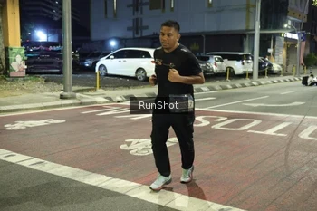 Runner Photo 4230480