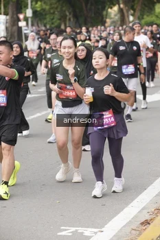 Runner Photo 4230702