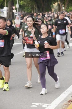 Runner Photo 4230720