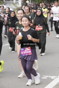 Runner Photo 4230735