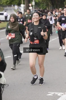 Runner Photo 4230776