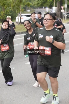 Runner Photo 4230801