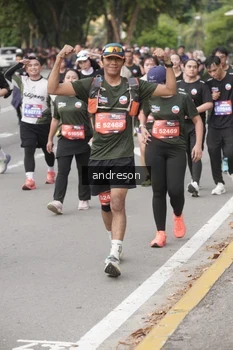 Runner Photo 4230868