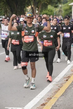 Runner Photo 4230881