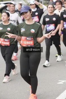 Runner Photo 4230887