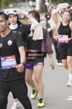 Runner Photo 4230914