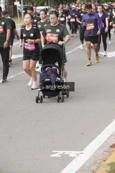 Runner Photo 4230954