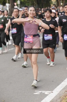 Runner Photo 4230994