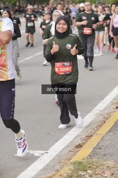 Runner Photo 4231042
