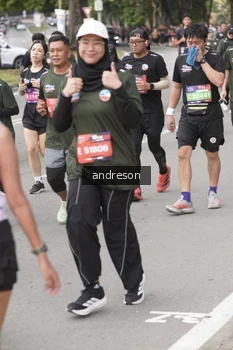 Runner Photo 4231094