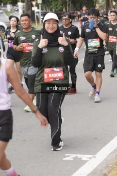 Runner Photo 4231099